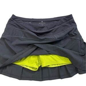 Athleta Gray Pleated Running Skort with Neon Yellow Built -in Shorts